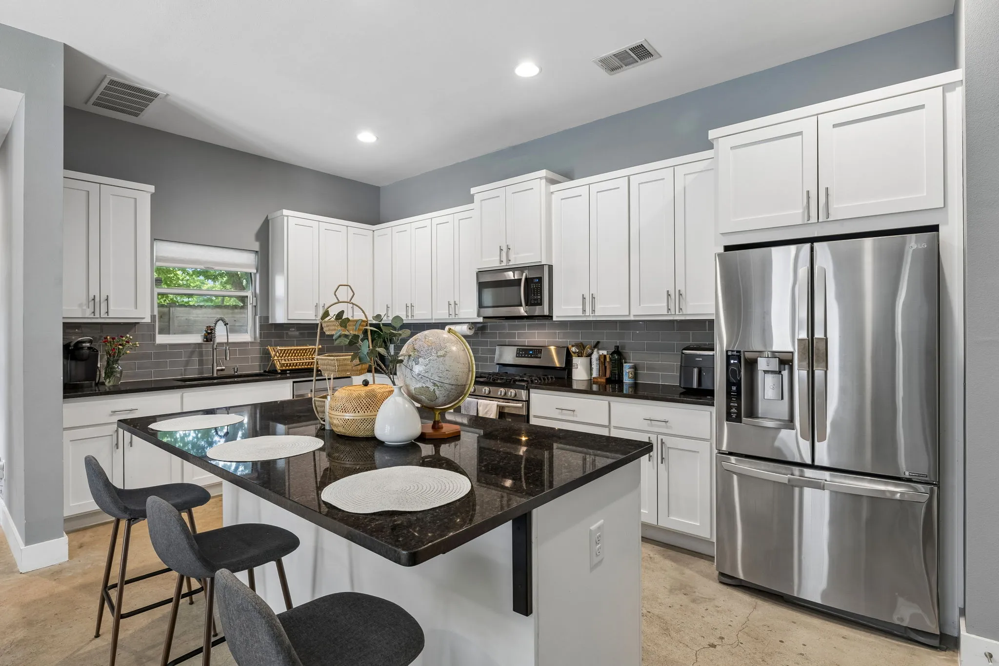 504 Blackson Ave #B photo