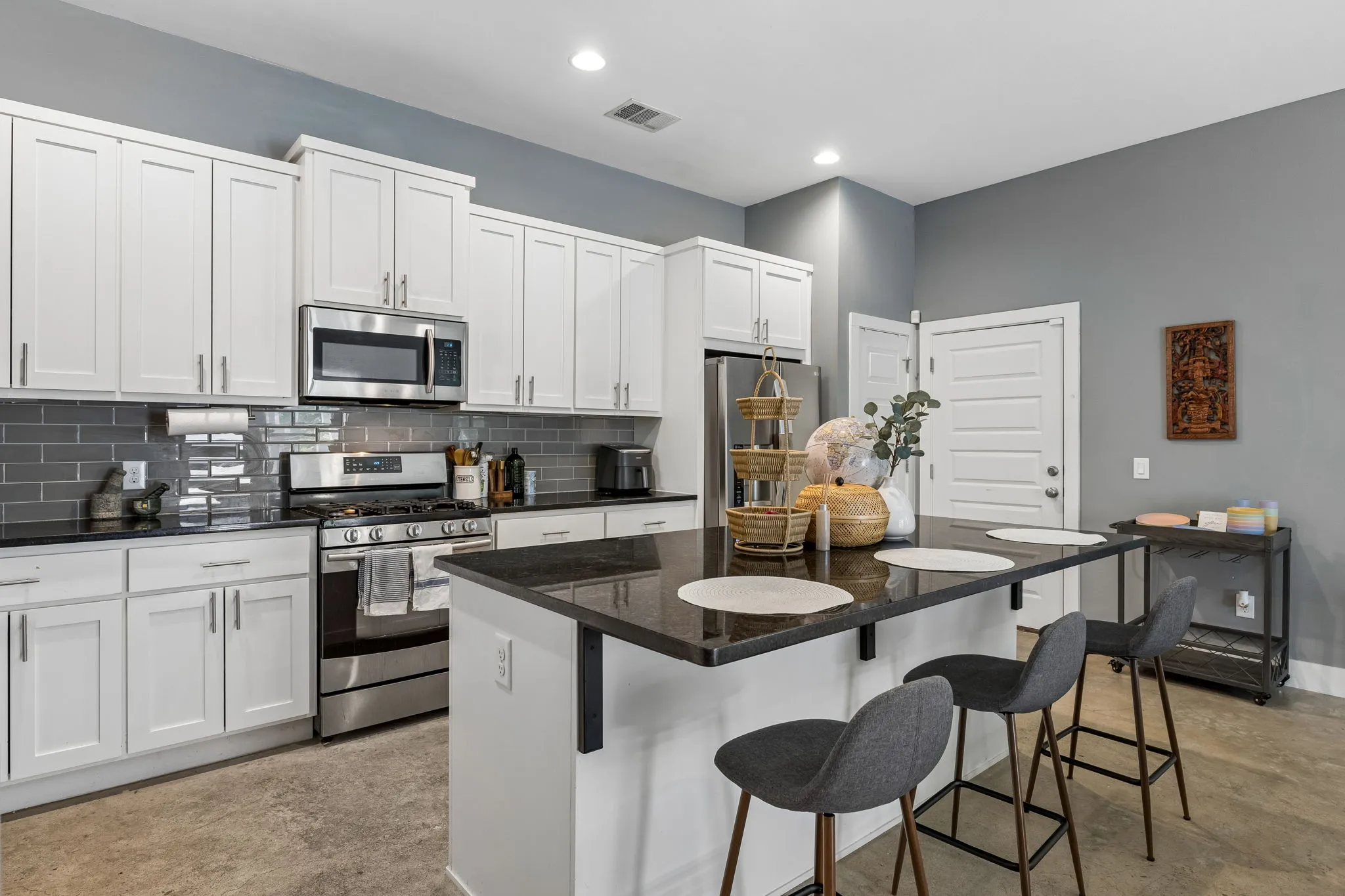 504 Blackson Ave #B photo