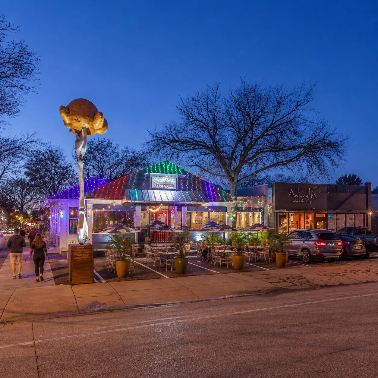 Life in Hyde Park, TX